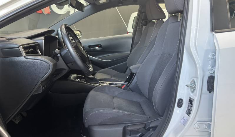 Toyota Corolla Hybrid 125H Business Plus lleno