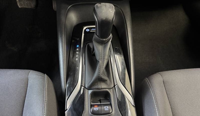 Toyota Corolla Hybrid 125H Business Plus lleno