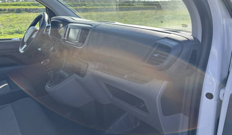 Opel Vivaro Furgón Expression Doble Cabina 122CV lleno