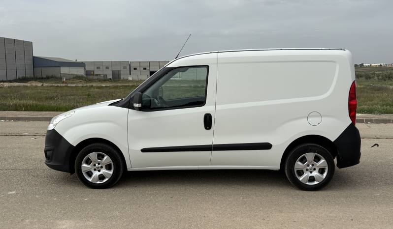 Opel Combo Cargo 1.3 CDTI 95 CV L2 H1 lleno