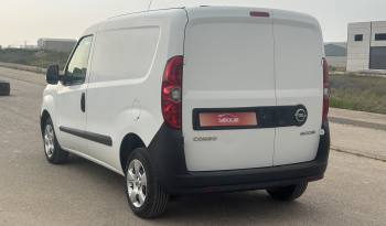 Opel Combo Cargo 1.3 CDTI 95 CV L2 H1 lleno