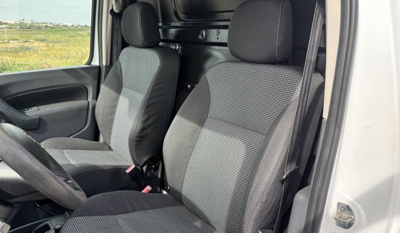 MERCEDES-BENZ CITAN 109 CDI FURGÓN LARGO 95 CV lleno