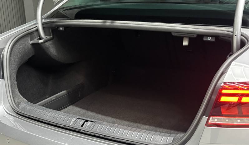 Volkswagen Passat 2.0 TDI 122 CV Advance lleno
