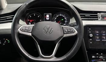 Volkswagen Passat 2.0 TDI 122 CV Advance lleno