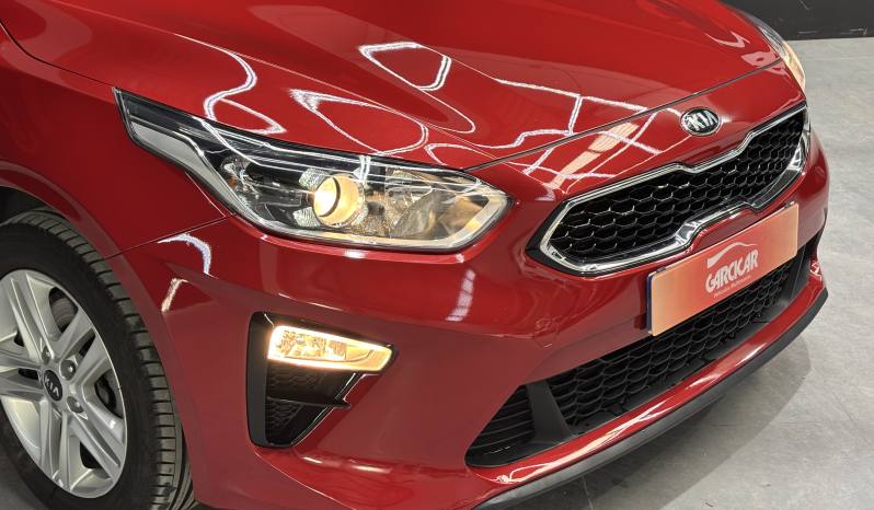 KIA Ceed Drive Hybrid EcoDynamics 1.6 MHEV iMT 136 CV lleno