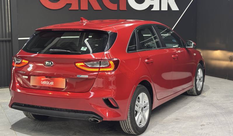KIA Ceed Drive Hybrid EcoDynamics 1.6 MHEV iMT 136 CV lleno