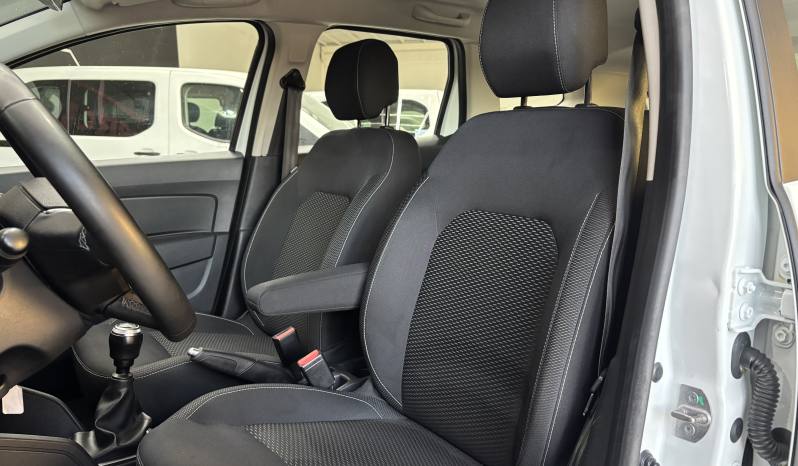 DACIA DUSTER 1.5 dCi 115 CV COMFORT BLUE lleno