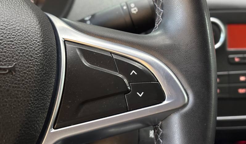 DACIA DUSTER 1.5 dCi 115 CV COMFORT BLUE lleno