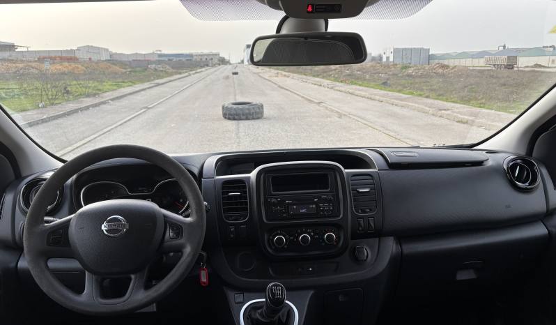 Nissan NV300 Combi 2.0 dCi 120CV L2H1 lleno