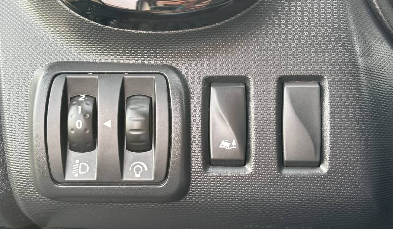 Nissan NV300 Combi 2.0 dCi 120CV L2H1 lleno