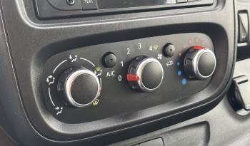 Nissan NV300 Combi 2.0 dCi 120CV L2H1 lleno