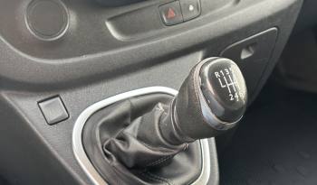 Nissan NV300 Combi 2.0 dCi 120CV L2H1 lleno