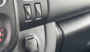 Nissan NV300 Combi 2.0 dCi 120CV L2H1 lleno