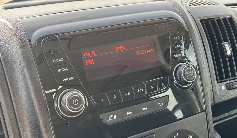 Citroën Jumper Combi 33 L2H2 BLUE HDi 140CV lleno