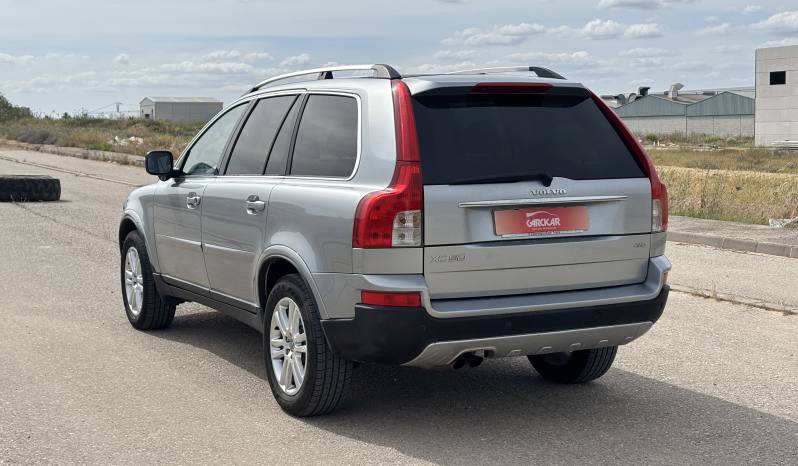 VOLVO XC90 D5 MOMENTUM 185CV lleno