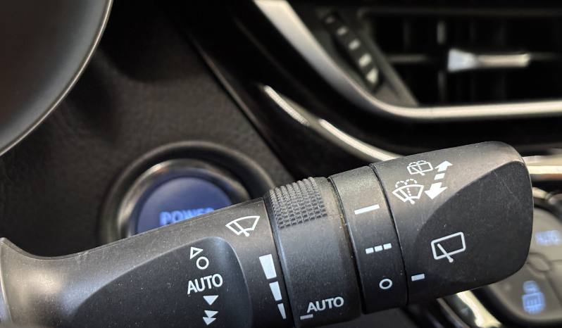 Toyota C-HR 1.8 Hybrid 125CV E-CVT Advance lleno