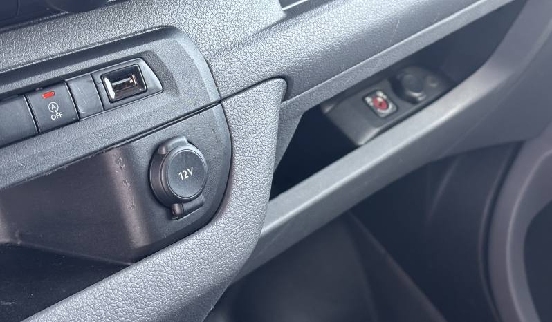 Opel Vivaro Furgón Expression 1.5 100 CV lleno