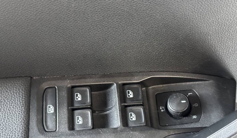 SEAT Ibiza 1.0 TSI 110CV Style Plus lleno