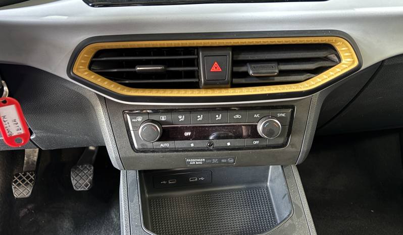 SEAT Ibiza 1.0 TSI 110CV Style Plus lleno