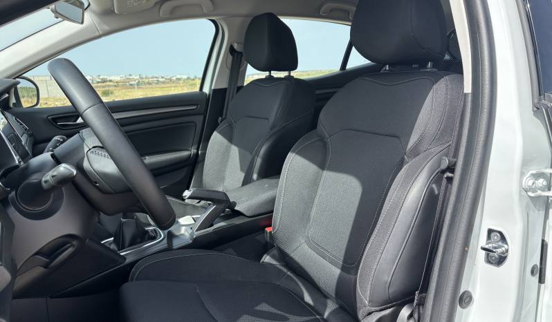 Renault Mégane Business Blue dCi 95 CV lleno