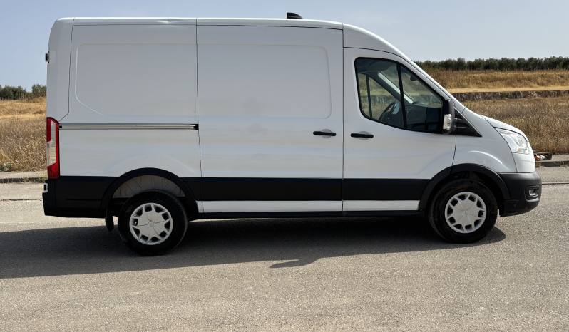 Ford Transit 350 L2H2 2.0 EcoBlue 130 CV Trend lleno