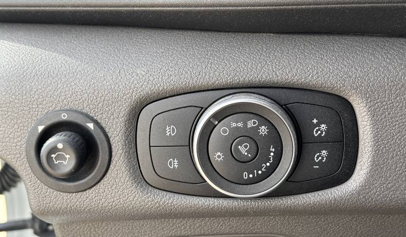 Ford Transit 350 L2H2 2.0 EcoBlue 130 CV Trend lleno