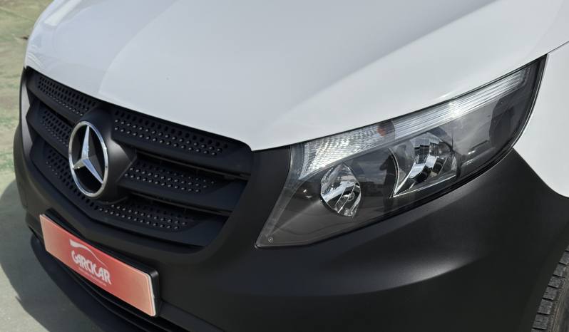 Mercedes Vito 114 CDI Furgón Larga 102 CV lleno