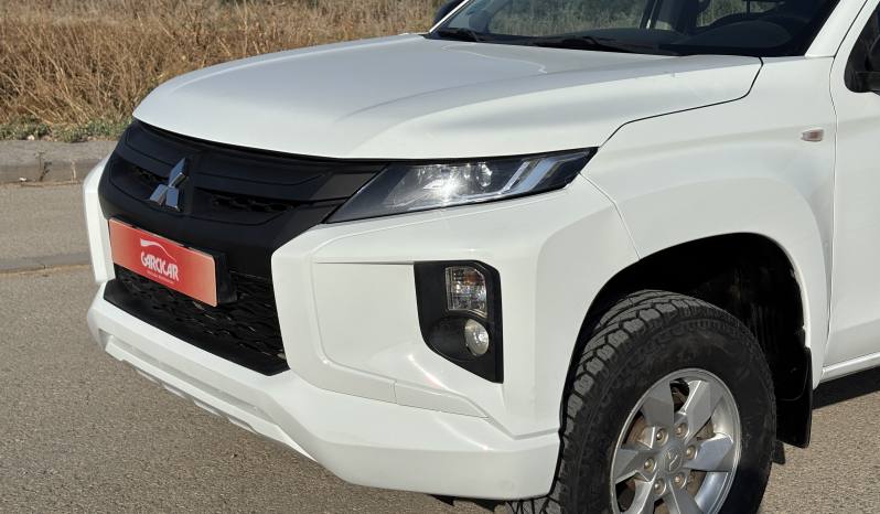 Mitsubishi L200 Doble Cabina 2.2 DI-D 150 CV Automática lleno