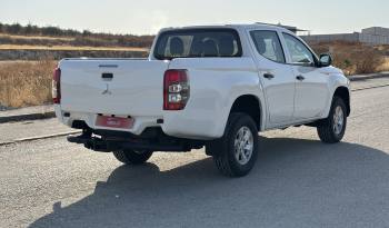 Mitsubishi L200 Doble Cabina 2.2 DI-D 150 CV Automática lleno