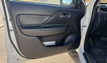 Mitsubishi L200 Doble Cabina 2.2 DI-D 150 CV Automática lleno