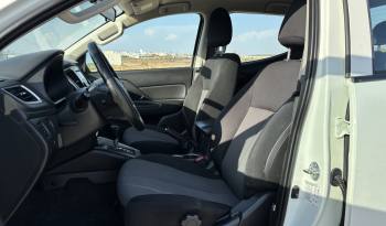 Mitsubishi L200 Doble Cabina 2.2 DI-D 150 CV Automática lleno