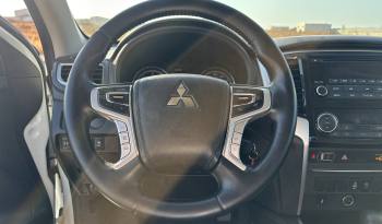 Mitsubishi L200 Doble Cabina 2.2 DI-D 150 CV Automática lleno