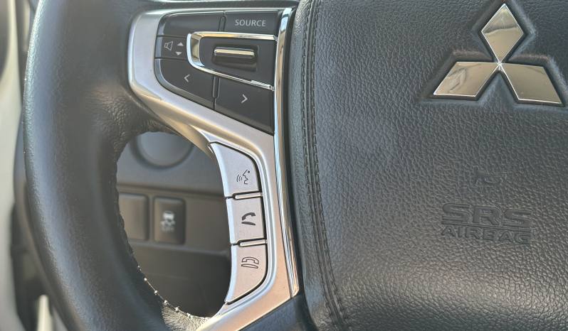 Mitsubishi L200 Doble Cabina 2.2 DI-D 150 CV Automática lleno