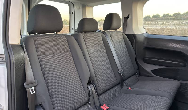 Volkswagen Caddy 5 Kombi 2.0 TDI 102 CV lleno