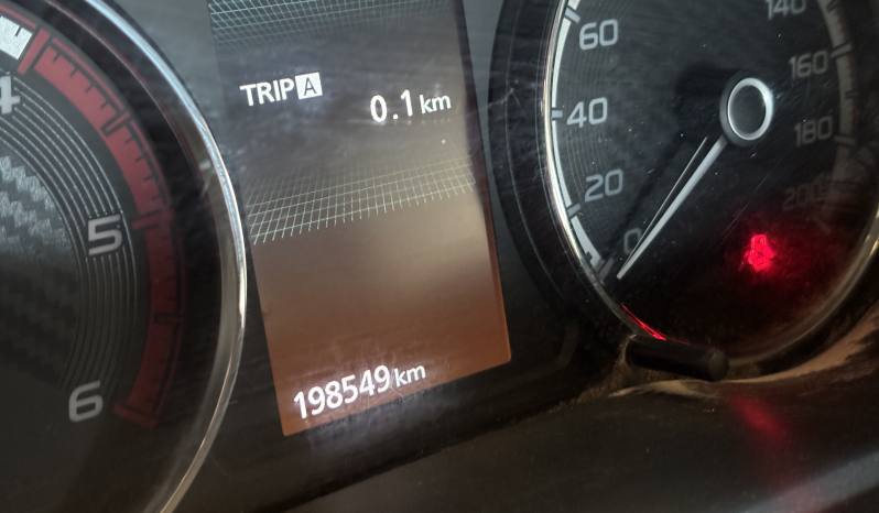 Mitsubishi L200 Doble Cabina 2.2 DI-D 150 CV Automática lleno