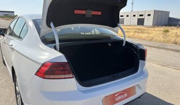 Volkswagen Passat Business 2.0 TDI 150 CV lleno
