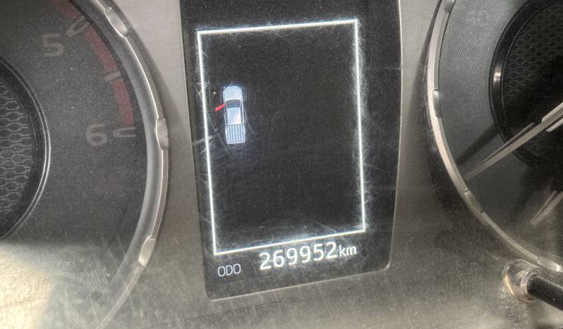 TOYOTA HILUX D-4D 150CV DOBLE CABINA GX 5 lleno