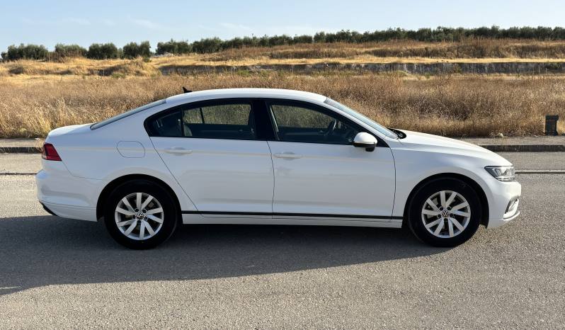Volkswagen Passat Business 2.0 TDI 150 CV lleno