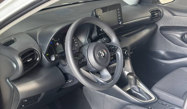 TOYOTA YARIS 120H BUSINESS PLUS | HÍBRIDO | AUTOMÁTICO E-CVT lleno