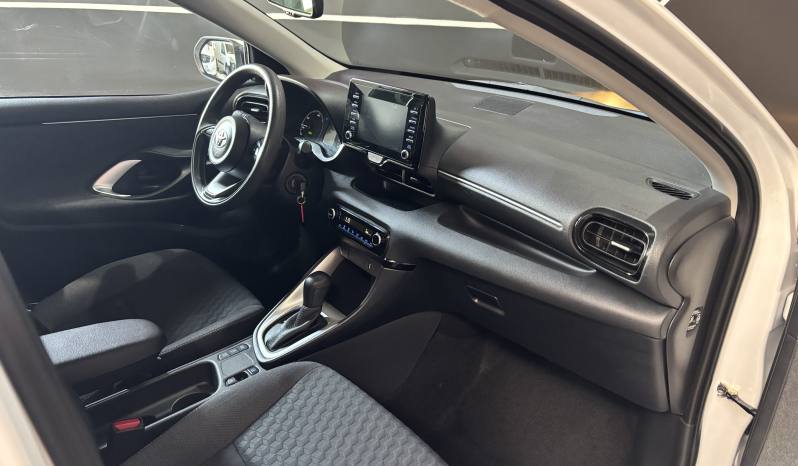 TOYOTA YARIS 120H BUSINESS PLUS | HÍBRIDO | AUTOMÁTICO E-CVT lleno