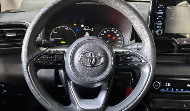 TOYOTA YARIS 120H BUSINESS PLUS | HÍBRIDO | AUTOMÁTICO E-CVT lleno