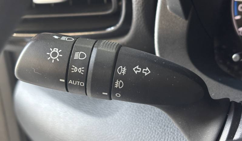 TOYOTA YARIS 120H BUSINESS PLUS | HÍBRIDO | AUTOMÁTICO E-CVT lleno