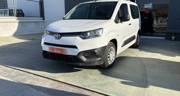 Toyota Proace City Verso Combi GX L1 1.5L