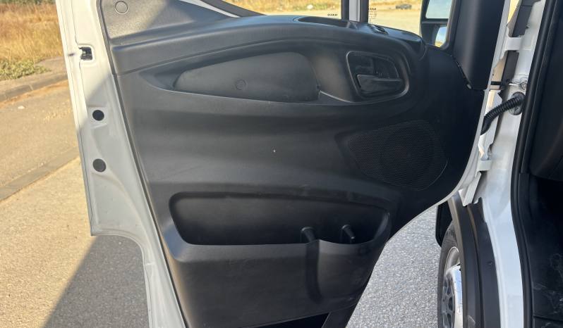 IVECO DAILY 35 2.3 TD L2H2 lleno