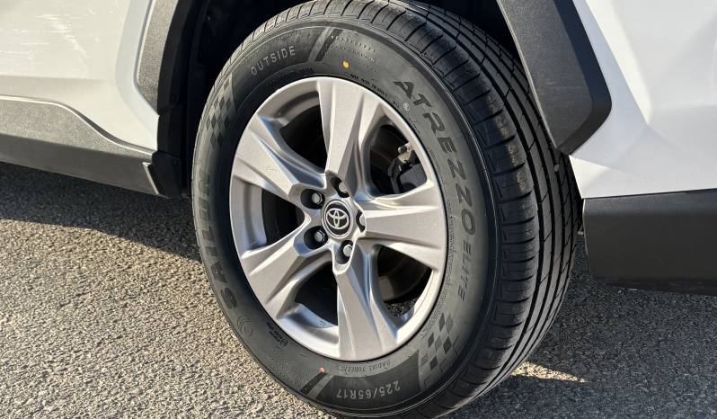 TOYOTA RAV4 200H E-CVT AWD-i BUSINESS lleno