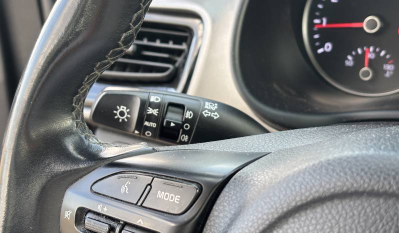KIA STONIC 1.0 T-GDi MHEV 100 CV iMT DRIVE lleno
