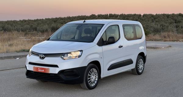 Toyota Proace City Verso Combi GX L1 1.5L