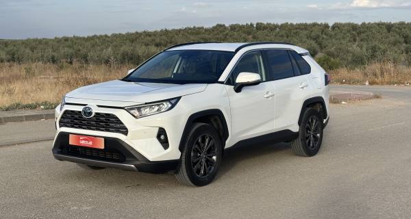 TOYOTA RAV4 2.5 HYBRID 220H e-CVT AWD-i ADVANCE 4×4