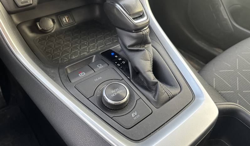 TOYOTA RAV4 2.5 HYBRID 220H e-CVT AWD-i ADVANCE 4×4 lleno
