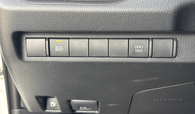 TOYOTA RAV4 2.5 HYBRID 220H e-CVT AWD-i ADVANCE 4×4 lleno